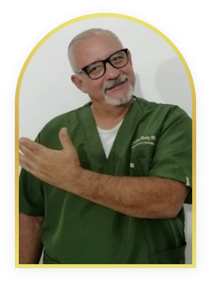 Dr. Gary Muñóz